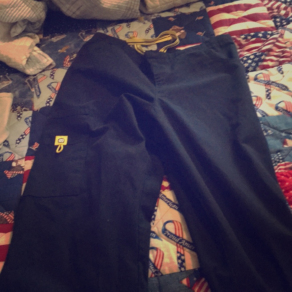 Black scrub pants